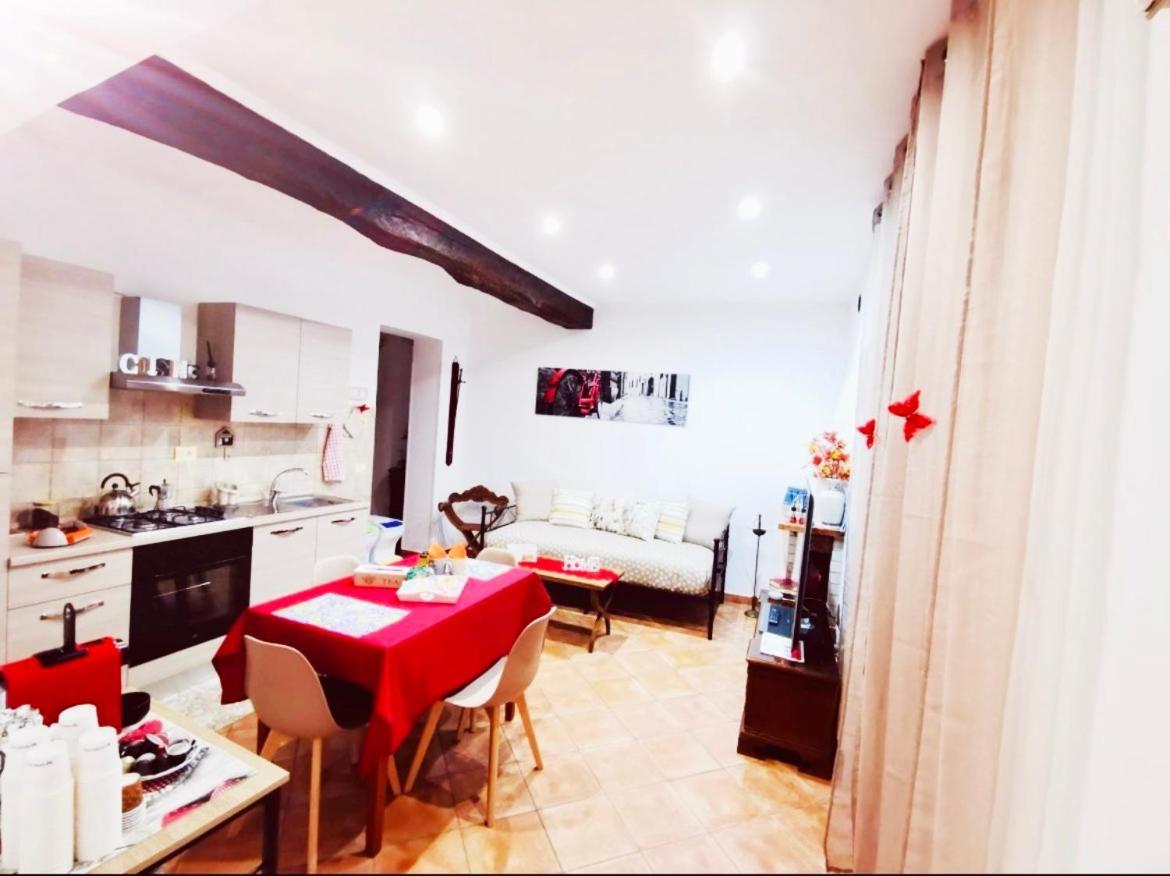 Apartamento La Casa Del Borgo Anagni Exterior foto